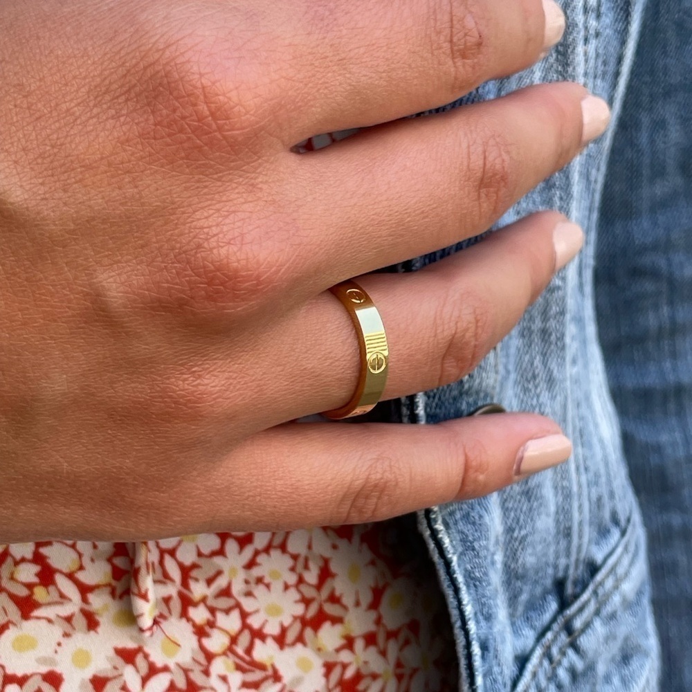 LUXURY SCREW RING LOVE BAND RING - Picture 7 of 16